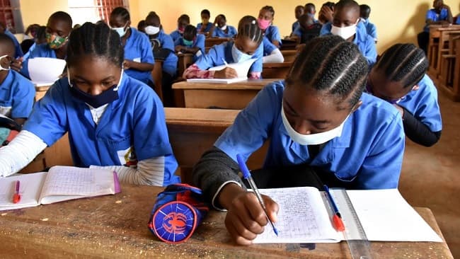 Unemployment, pessimism and rising interest in emigration mark Cameroon’s youth