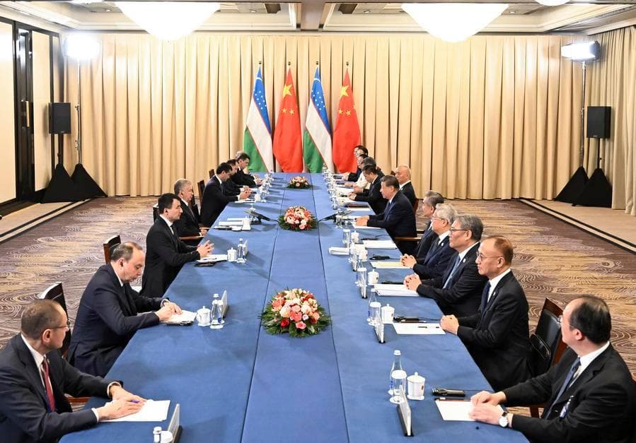 Xi says China ready to work with Uzbekistan to usher in new « golden decade » for bilateral relations