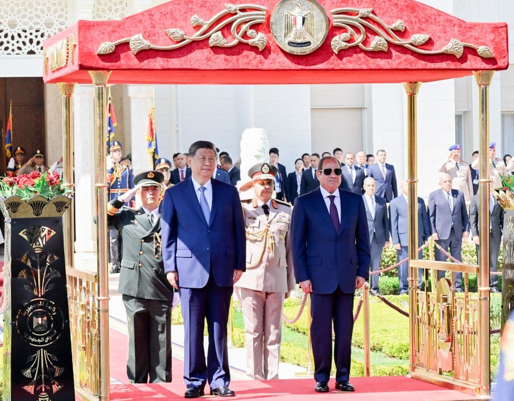 Xinhua Headlines: Xi calls for deepening China-Egypt cooperation, raises Mideast proposal